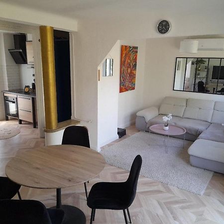 Appartement Aux Alyscamps 2, Climatisation, Wifi, Parking Arles Exterior foto