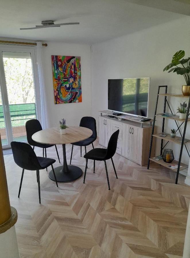 Appartement Aux Alyscamps 2, Climatisation, Wifi, Parking Arles Exterior foto