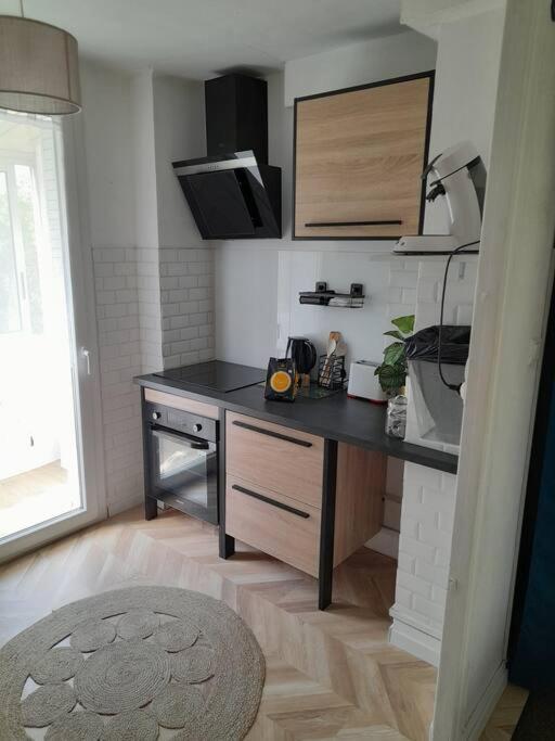Appartement Aux Alyscamps 2, Climatisation, Wifi, Parking Arles Exterior foto